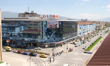 „Паркиралишта – Струмица“ ќе го уредуваат паркинг просторот позади зградата на улицата „Ленинова“